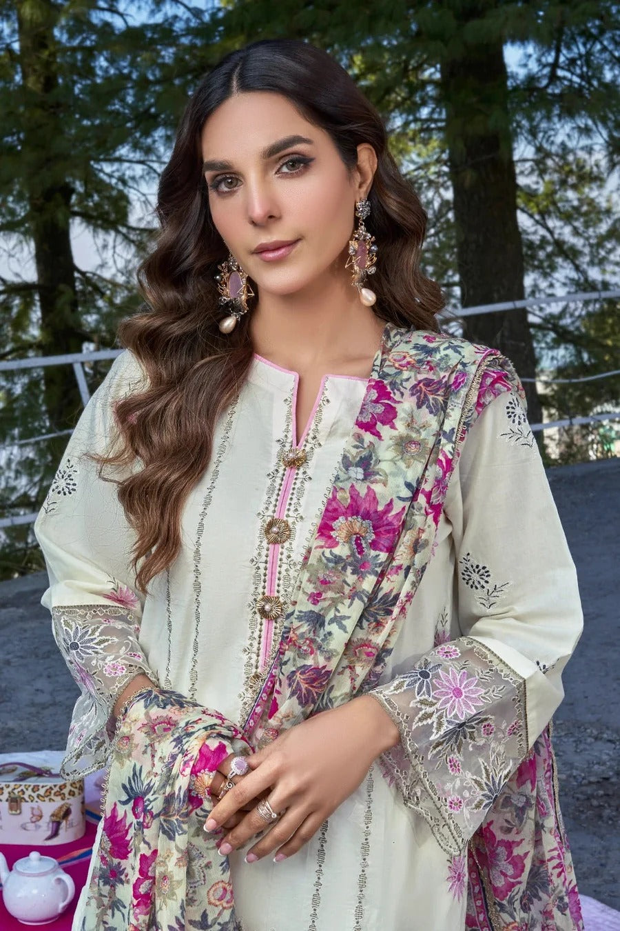3PC Embroidered Unstitched Lawn Suit KCE-3170 – Khas Stores