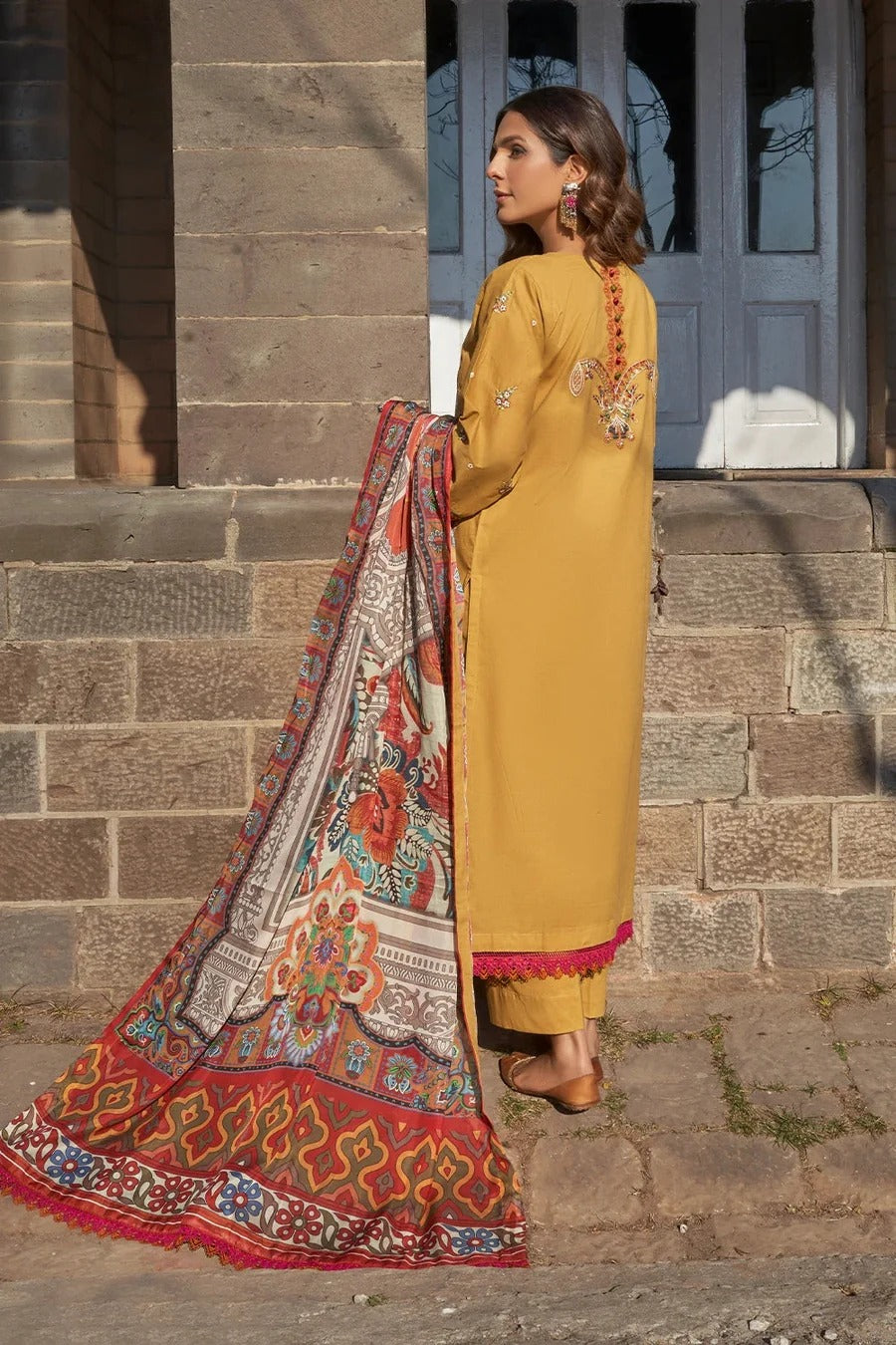 3PC Embroidered Unstitched Lawn Suit KSC-3142 – Khas Stores